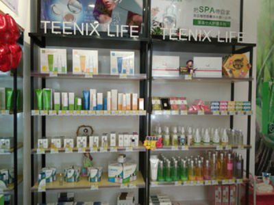 強大品牌加盟小資生活,不用擔心想開家化妝品店要多少錢